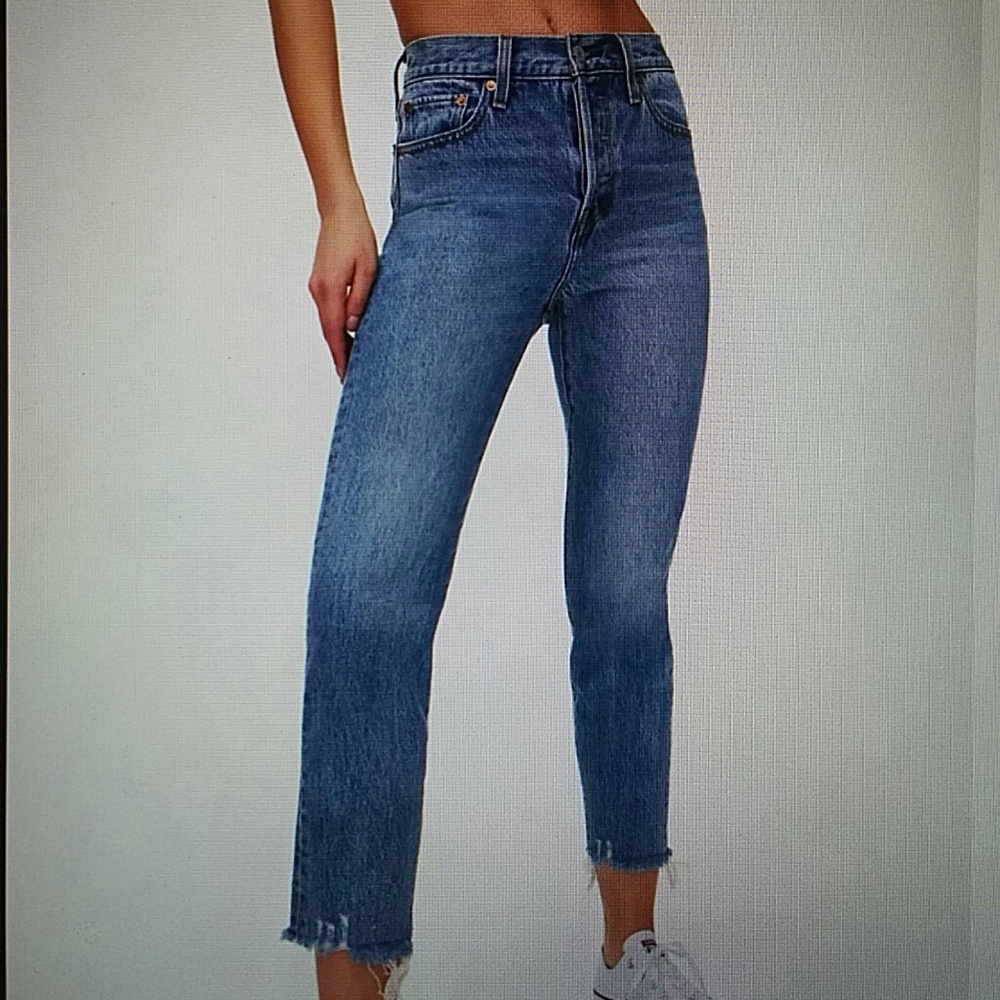 LEVI'S - wedgie high waisted mom jeans